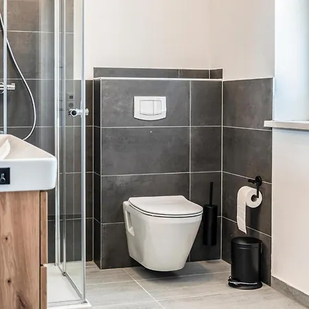 Amazing In With Kitchen 펜션 *