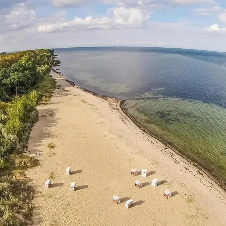 Amazing In With Kitchen 펜션 클뤼츠